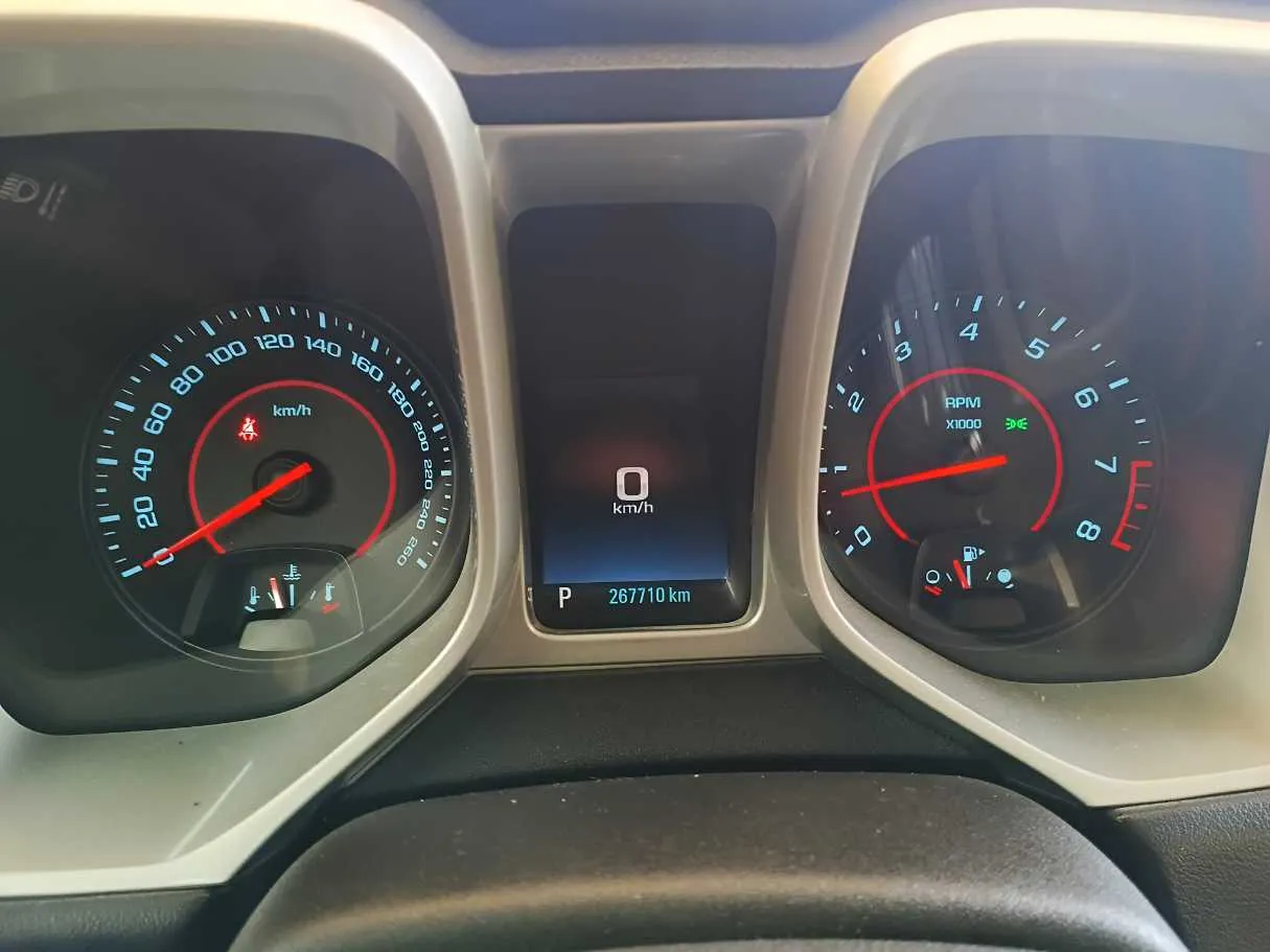 Car image 18
