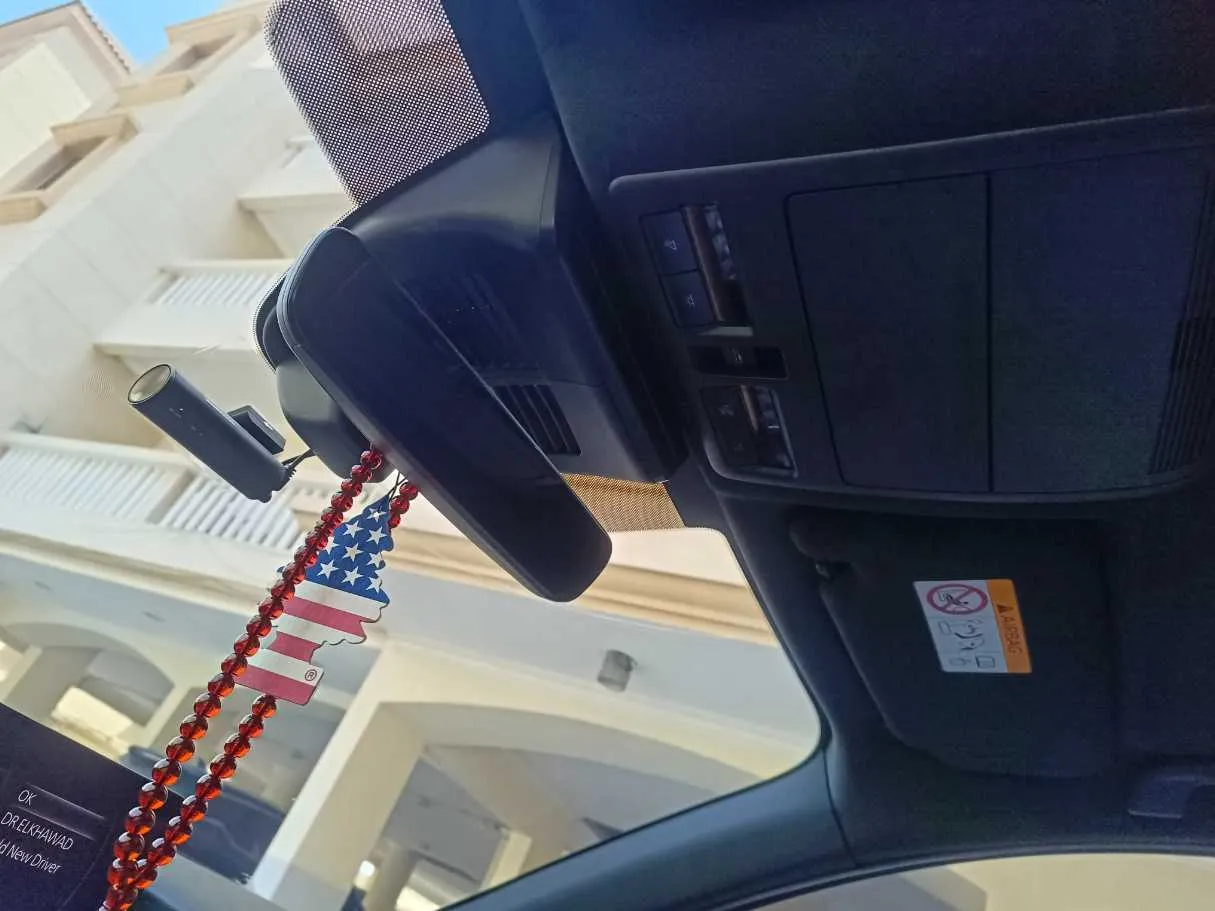 Car image 33