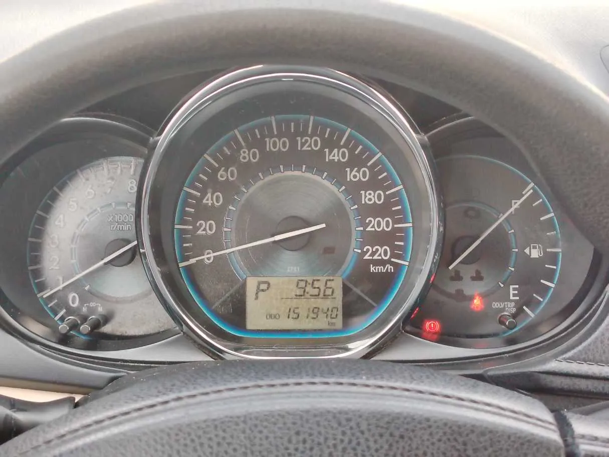 Car image 22