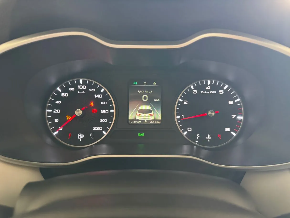 Car image 10