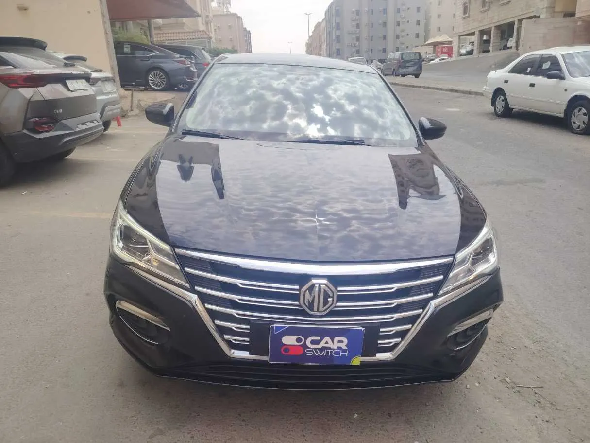 Car image 2