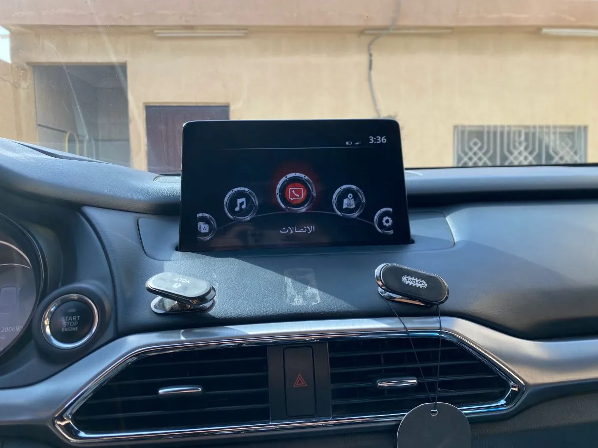 Car image 17