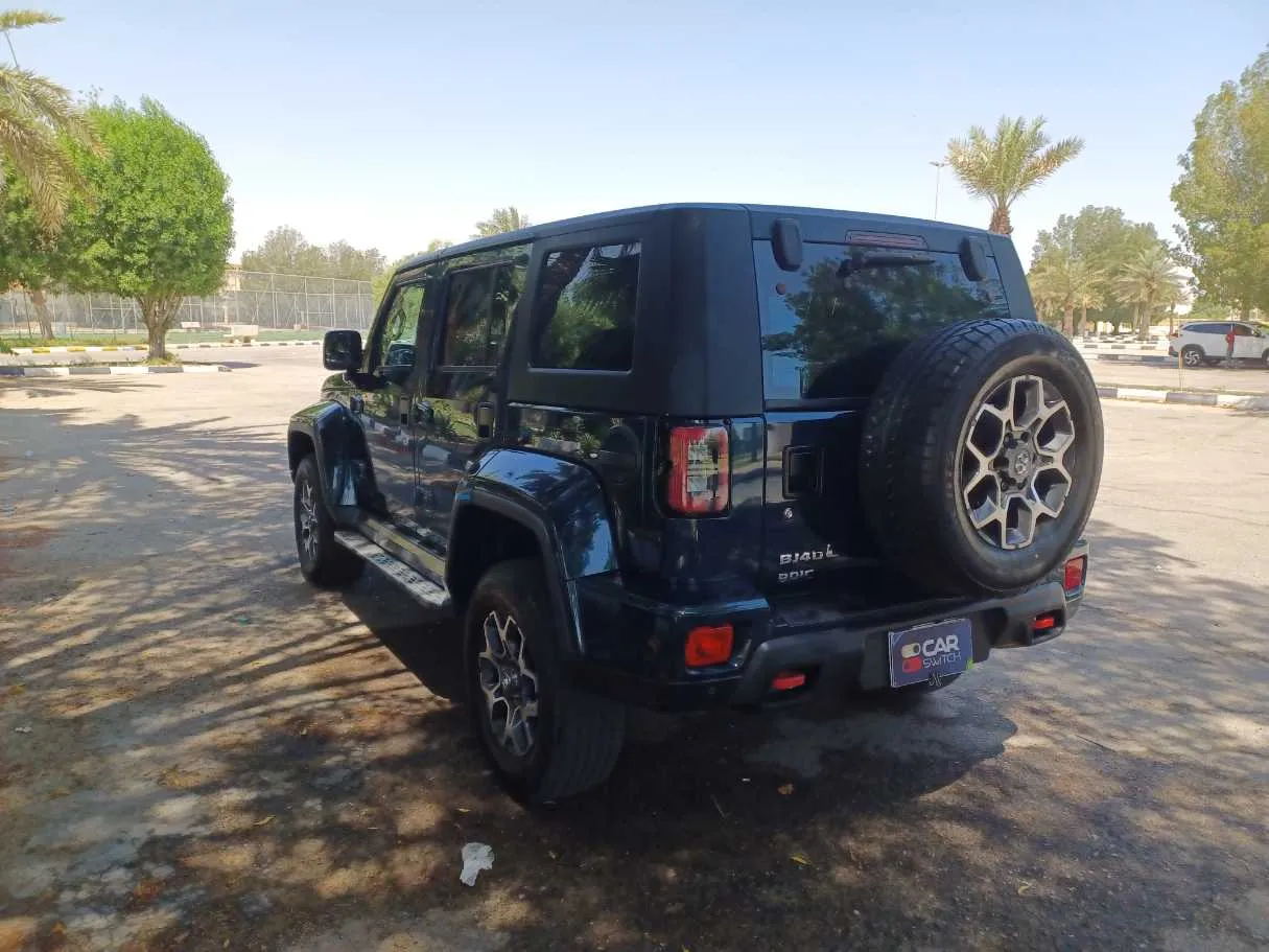 Car image 7