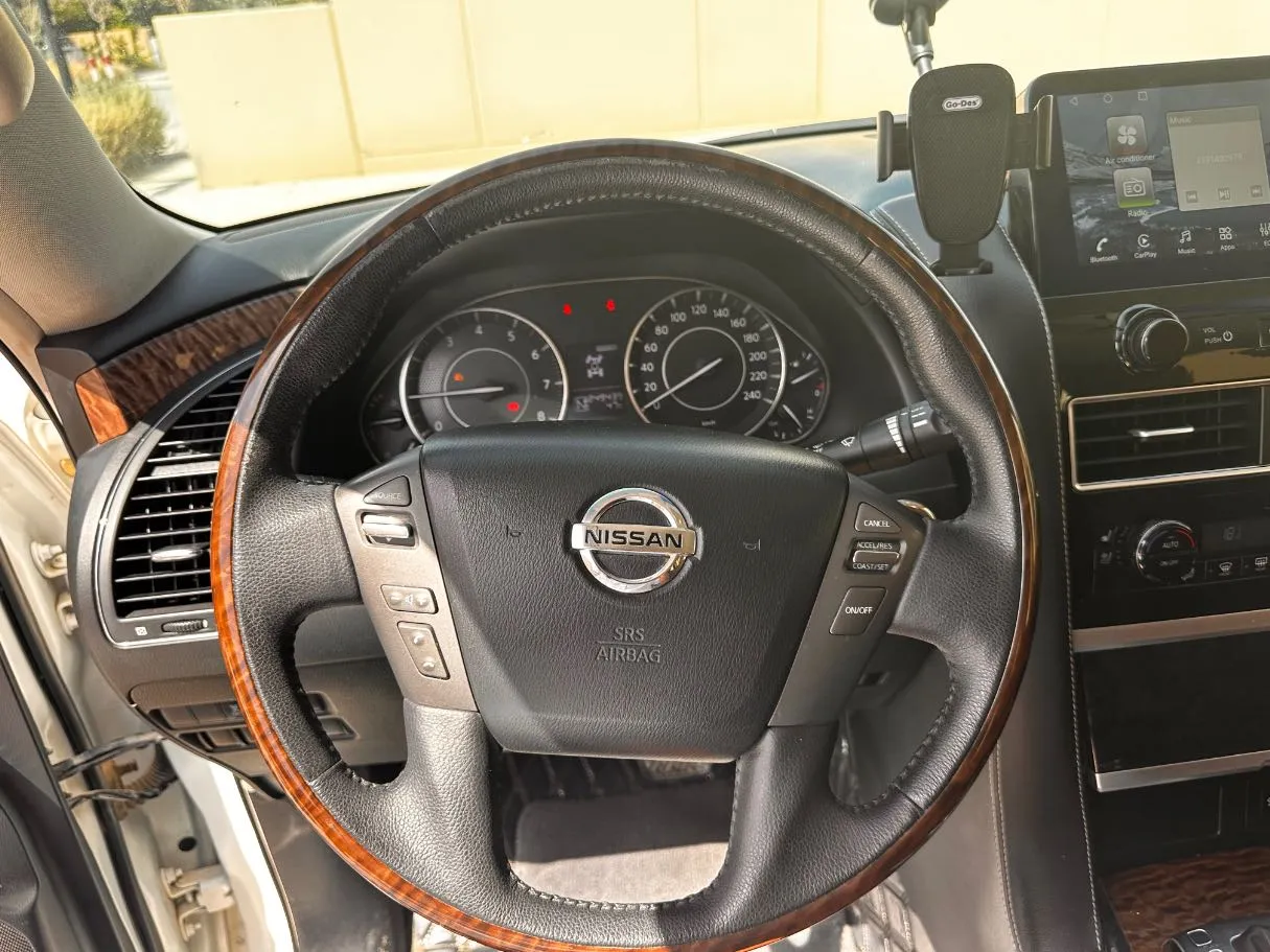 Car image 23