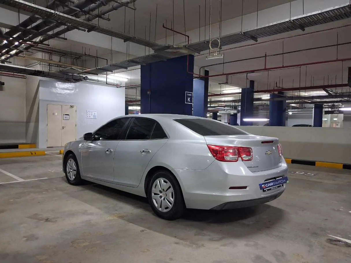 Car image 7