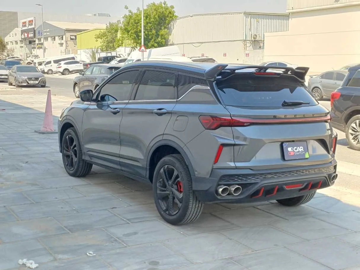 Car image 7