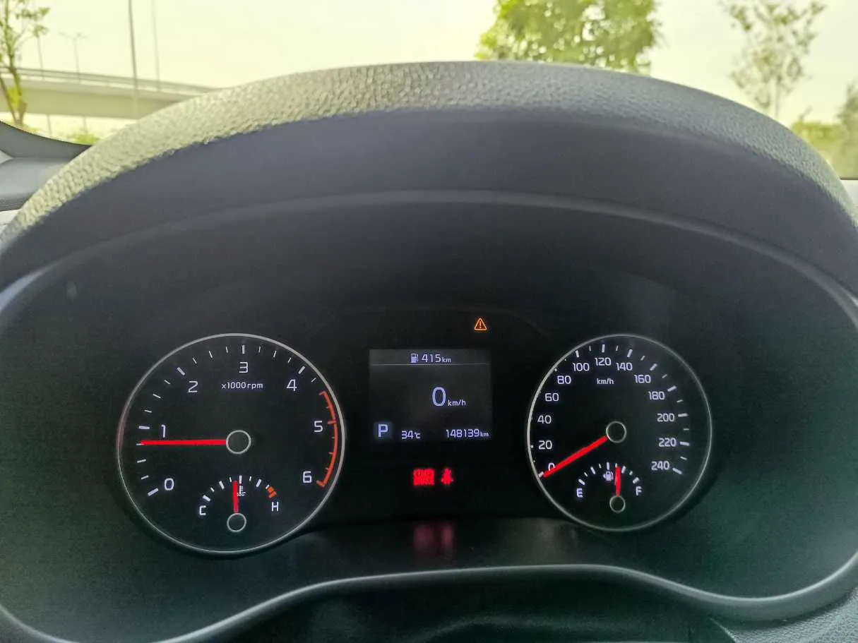 Car image 27