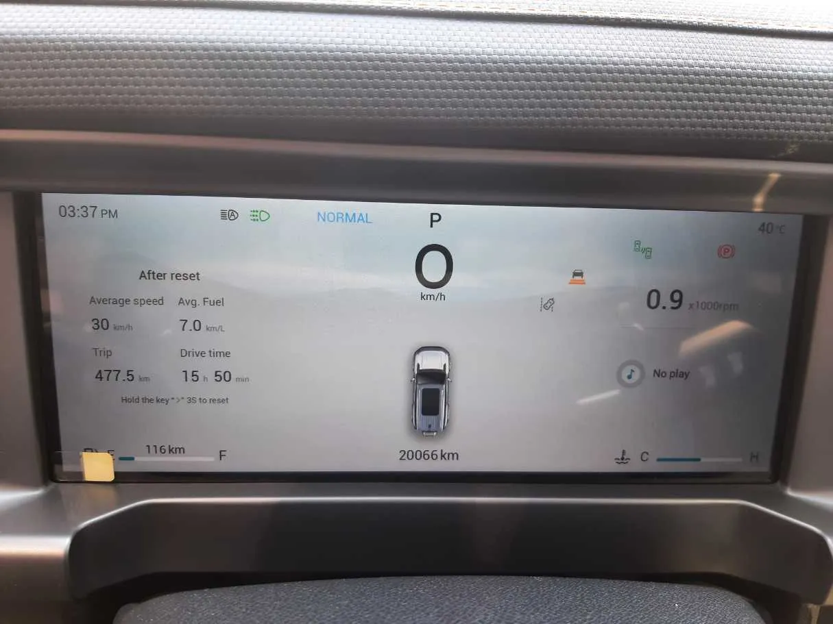 Car image 18
