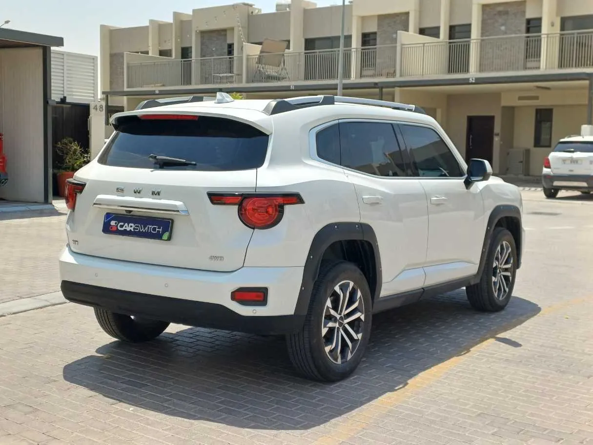Car image 7