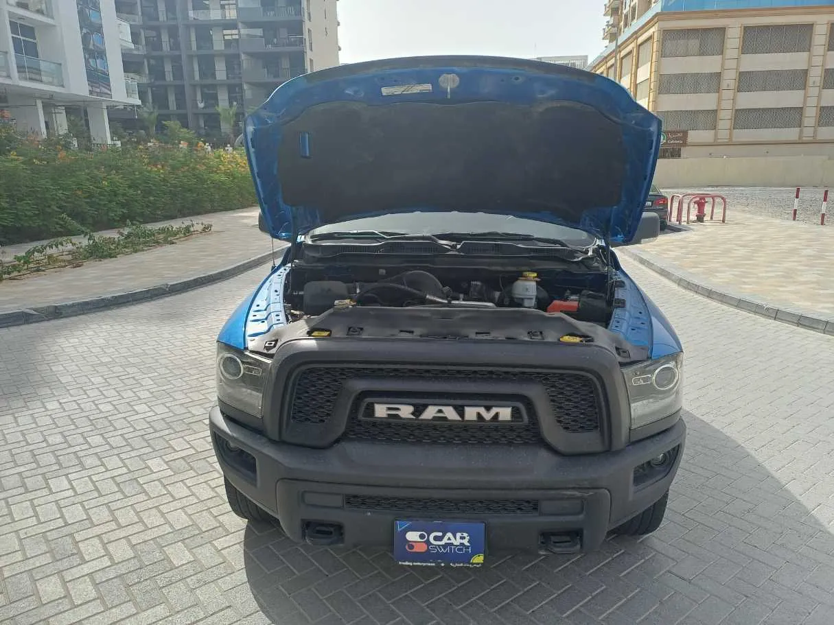 Car image 28