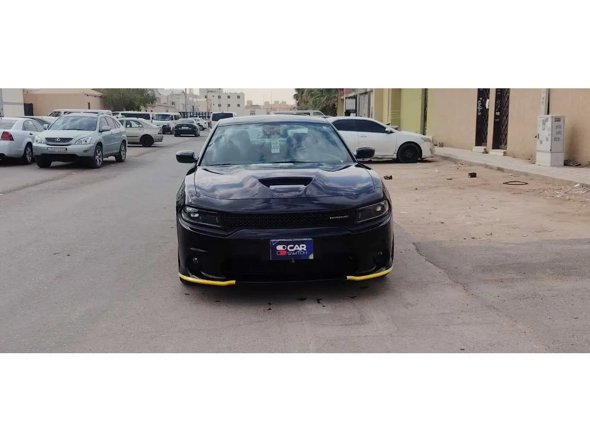 Car image 2