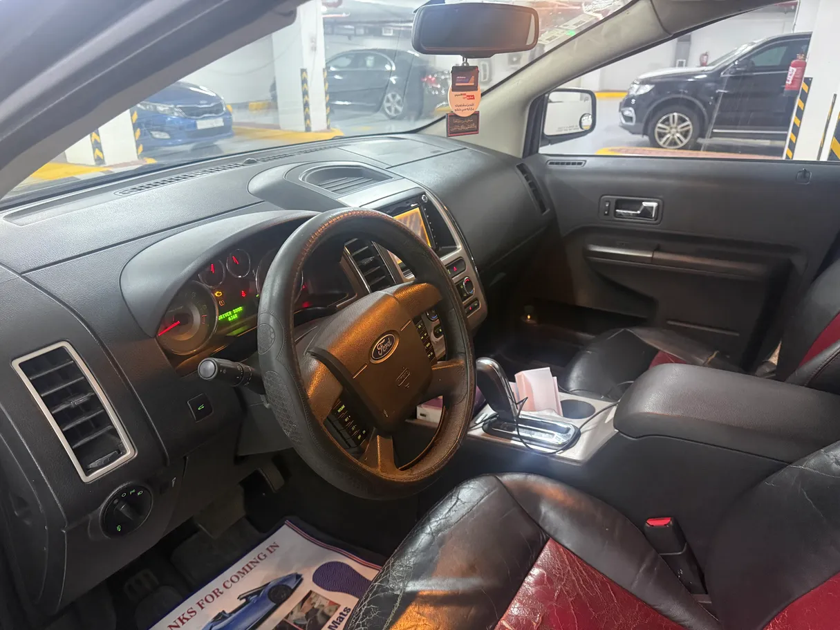 Car image 5