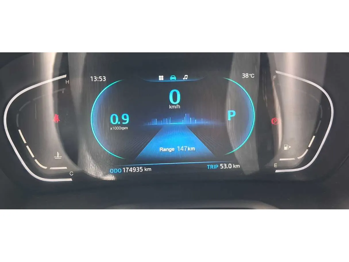 Car image 17