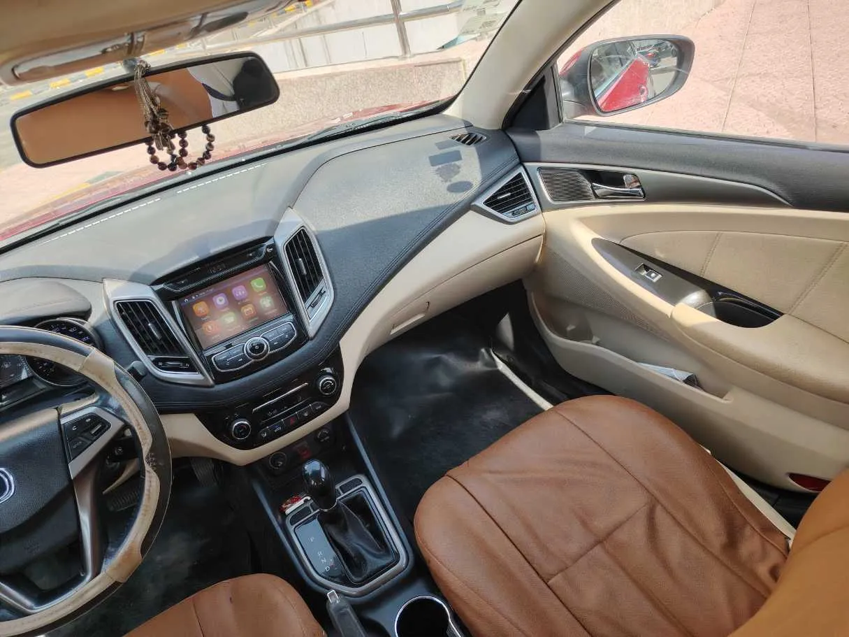 Car image 23