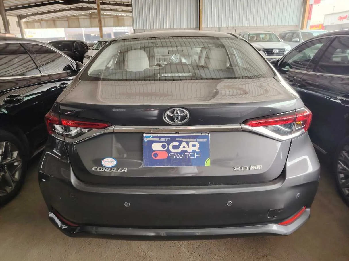 Car image 6