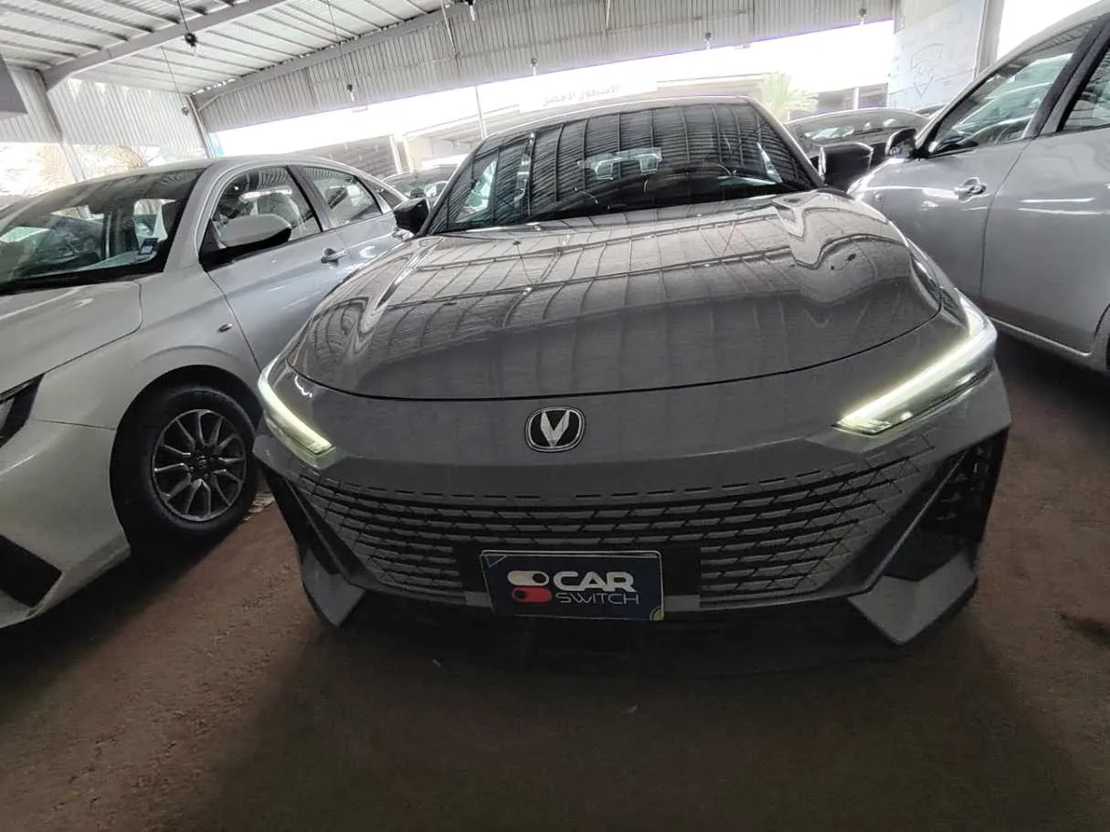 Car image 2
