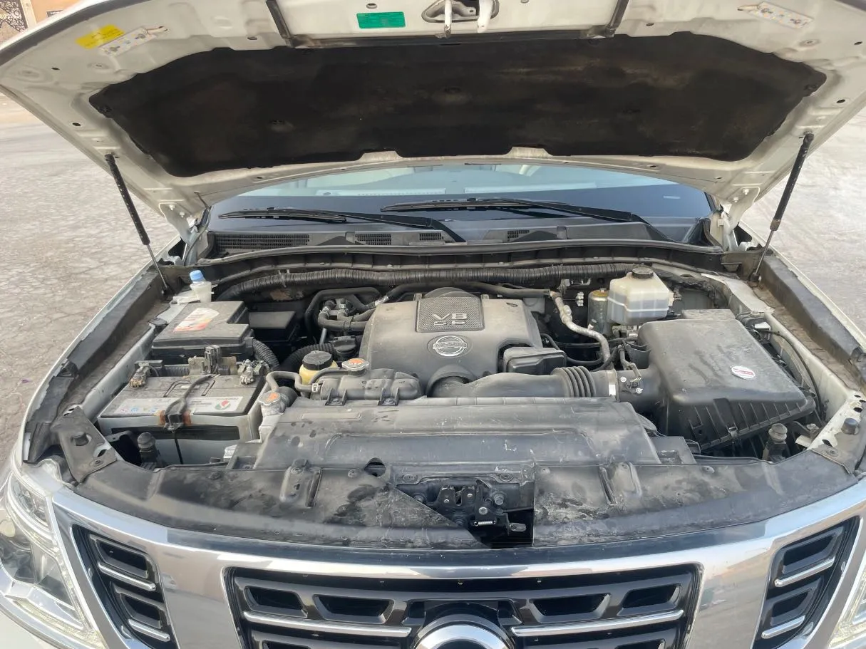 Car image 28