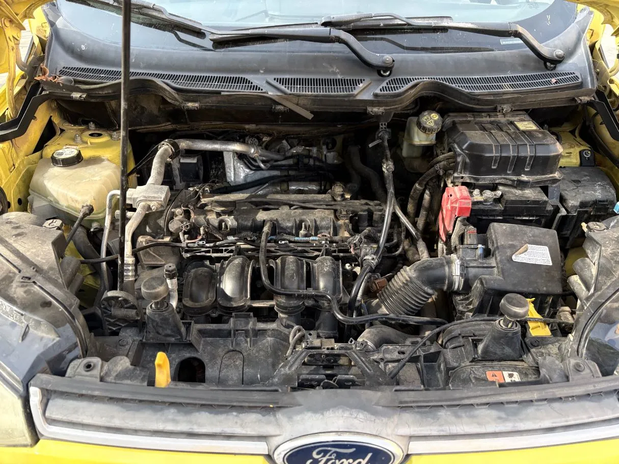 Car image 26