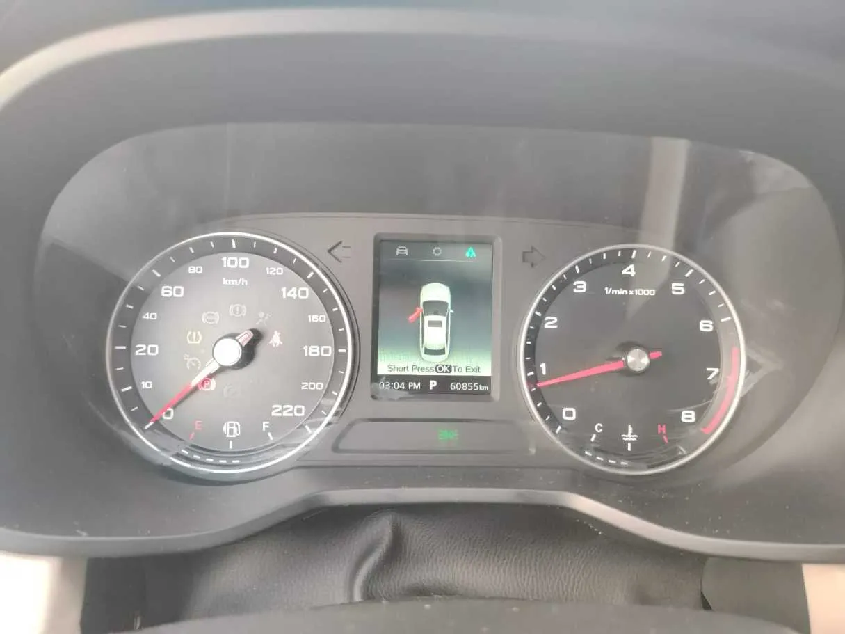 Car image 28