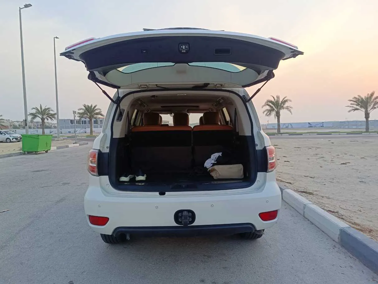 Car image 28