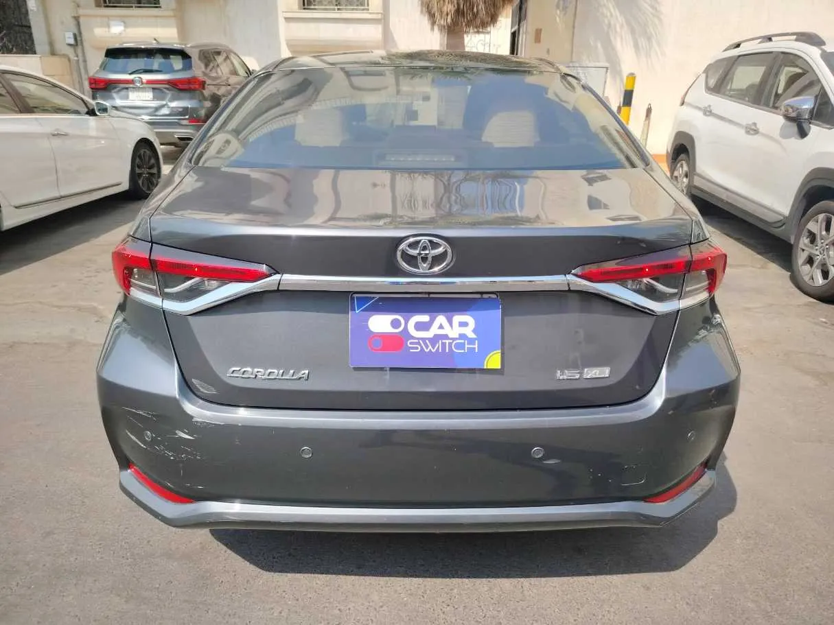 Car image 6