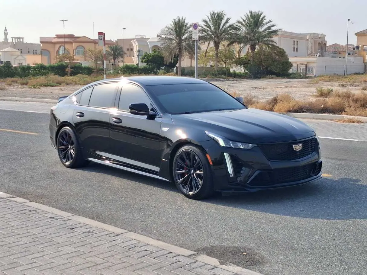 Car image 3