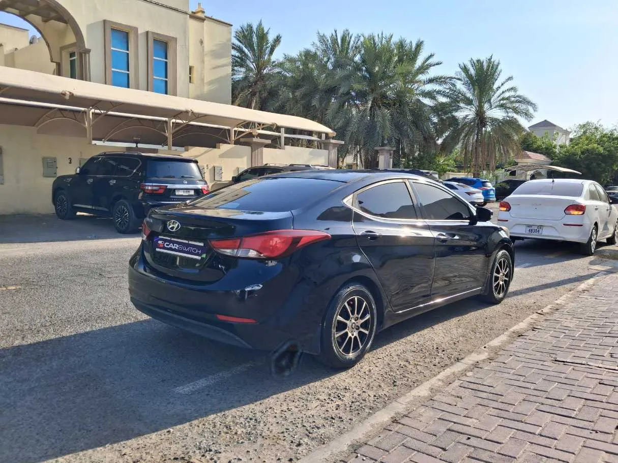 Car image 5