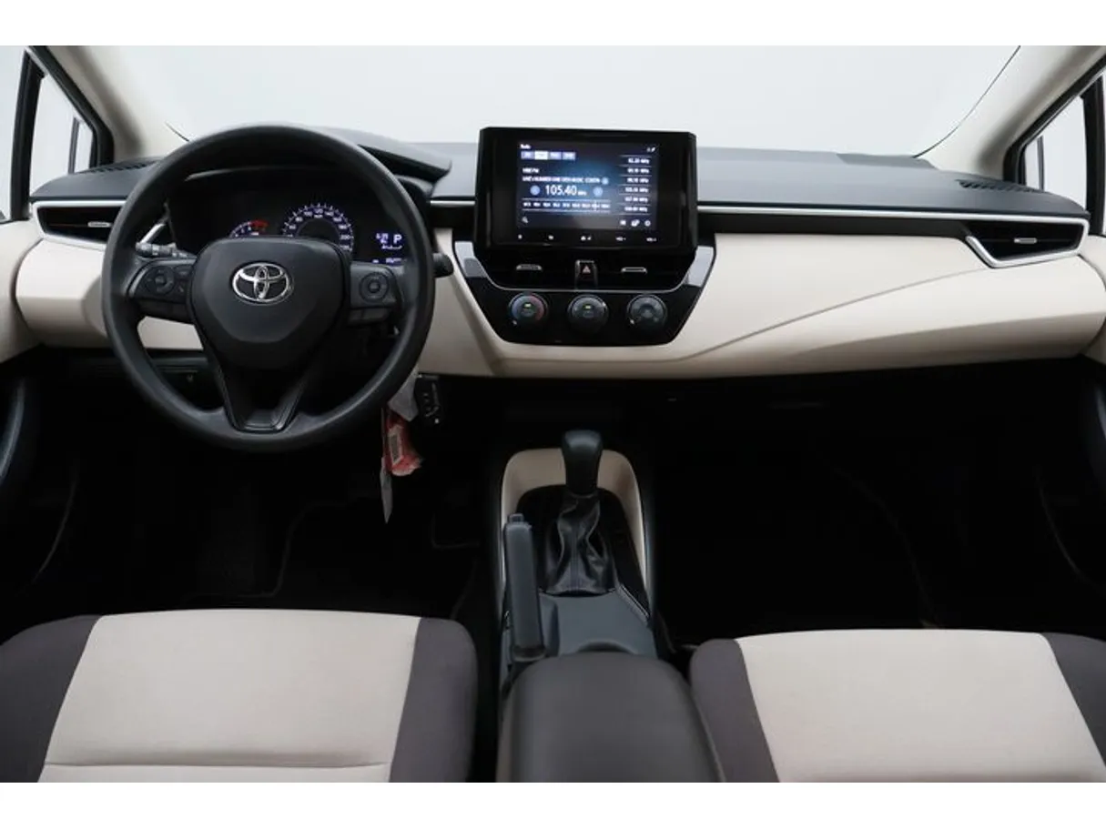 Car image 14