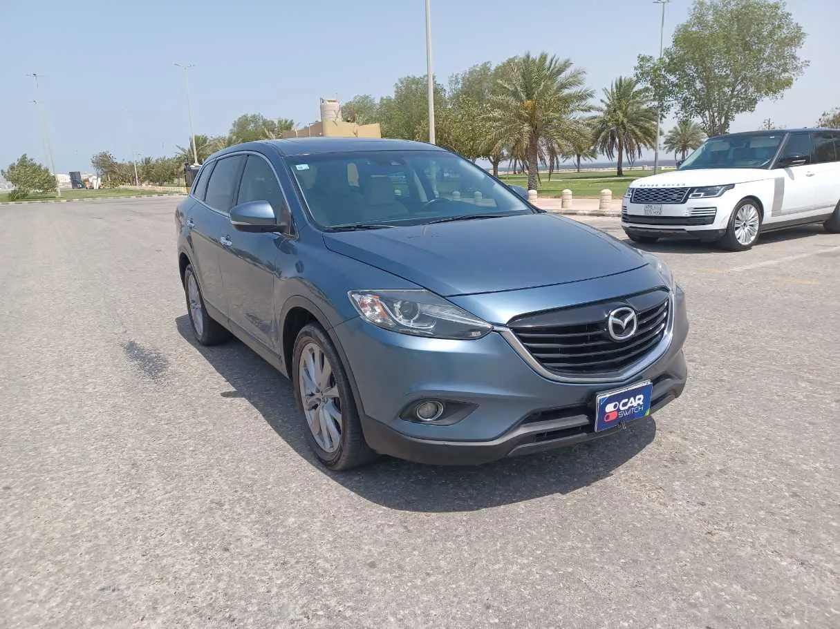 Car image 3