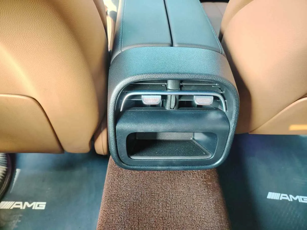 Car image 45