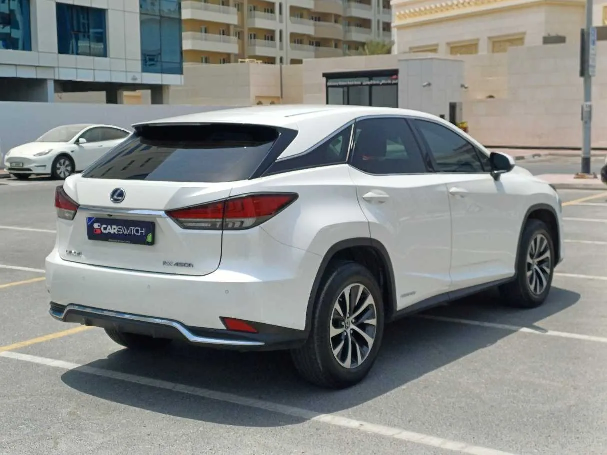 Car image 5