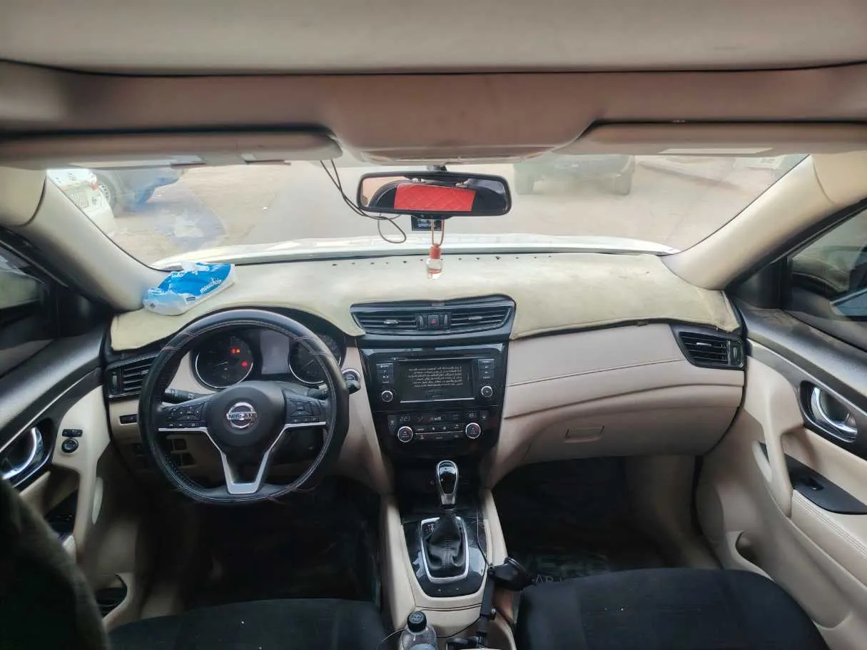 Car image 21
