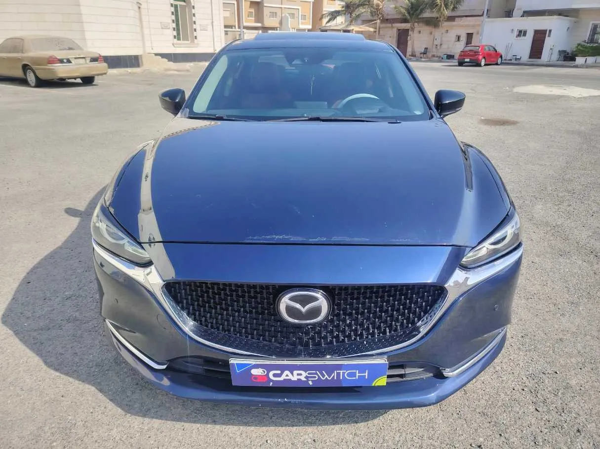 Car image 2
