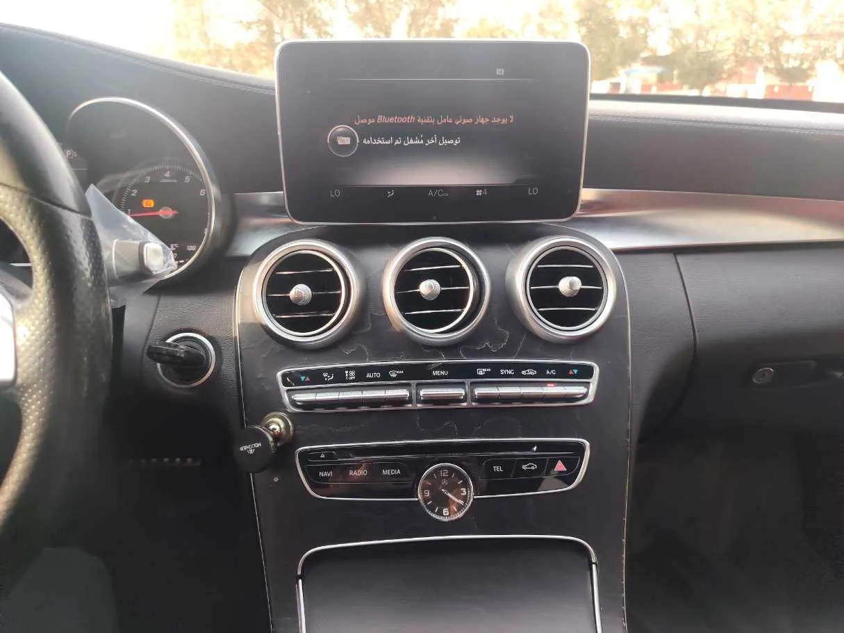 Car image 27
