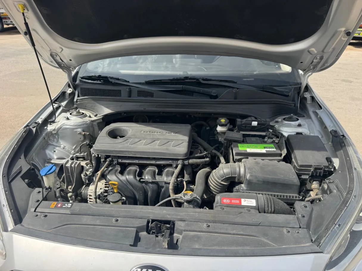 Car image 20