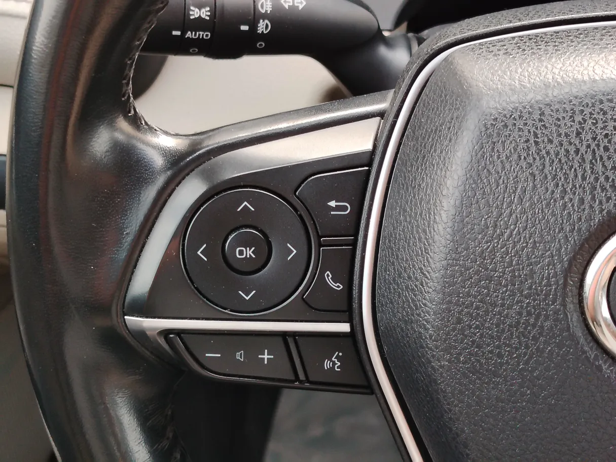 Car image 31