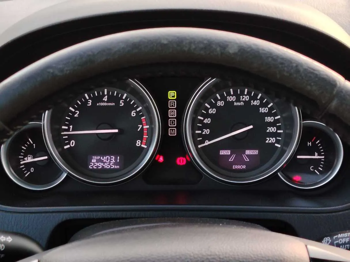 Car image 24