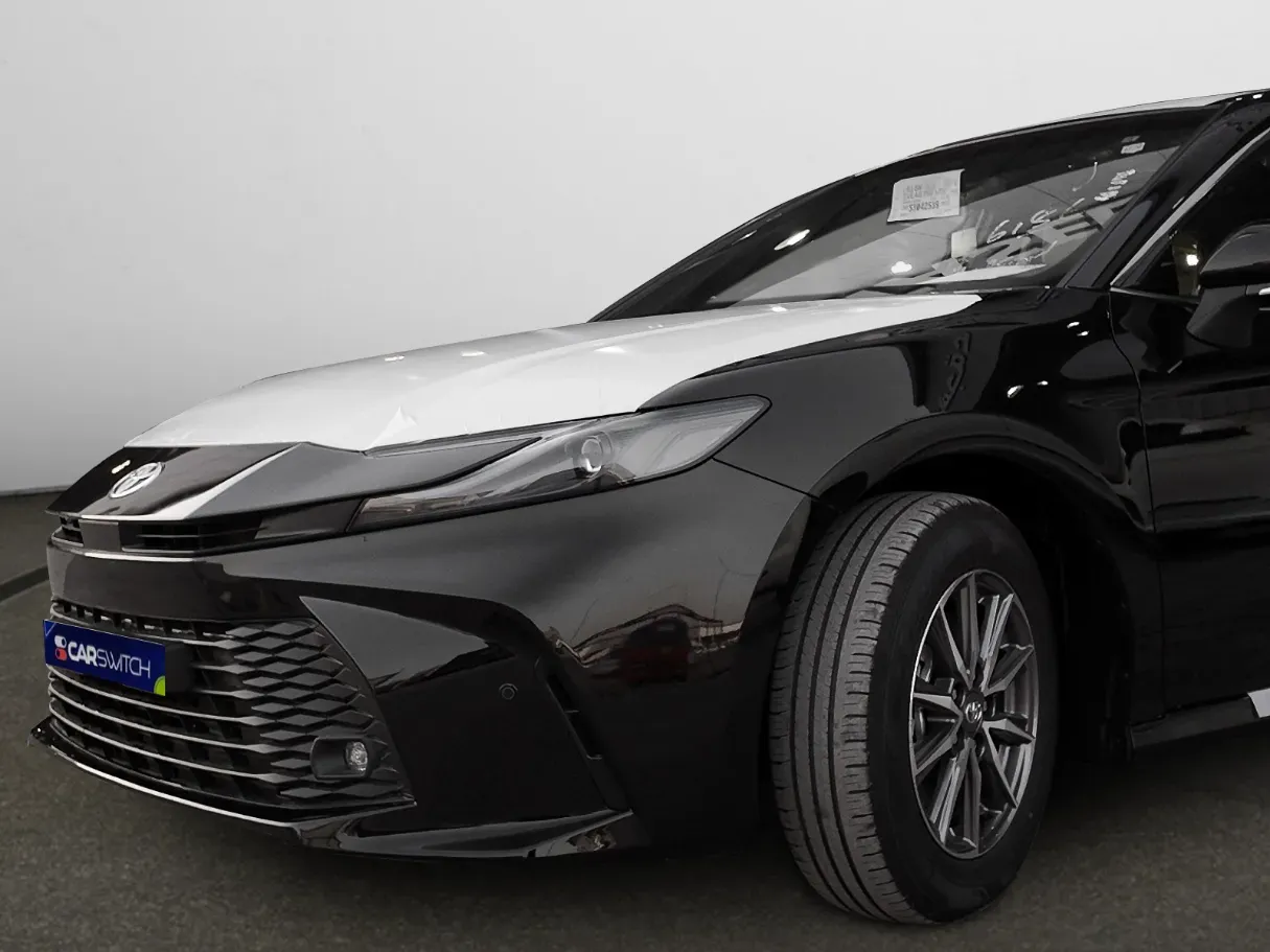 Car image 2