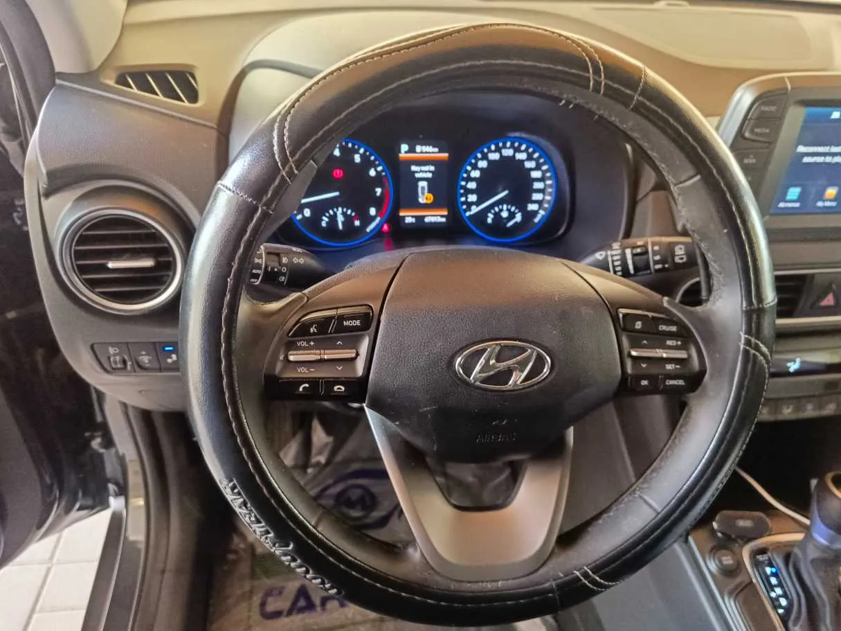 Car image 24