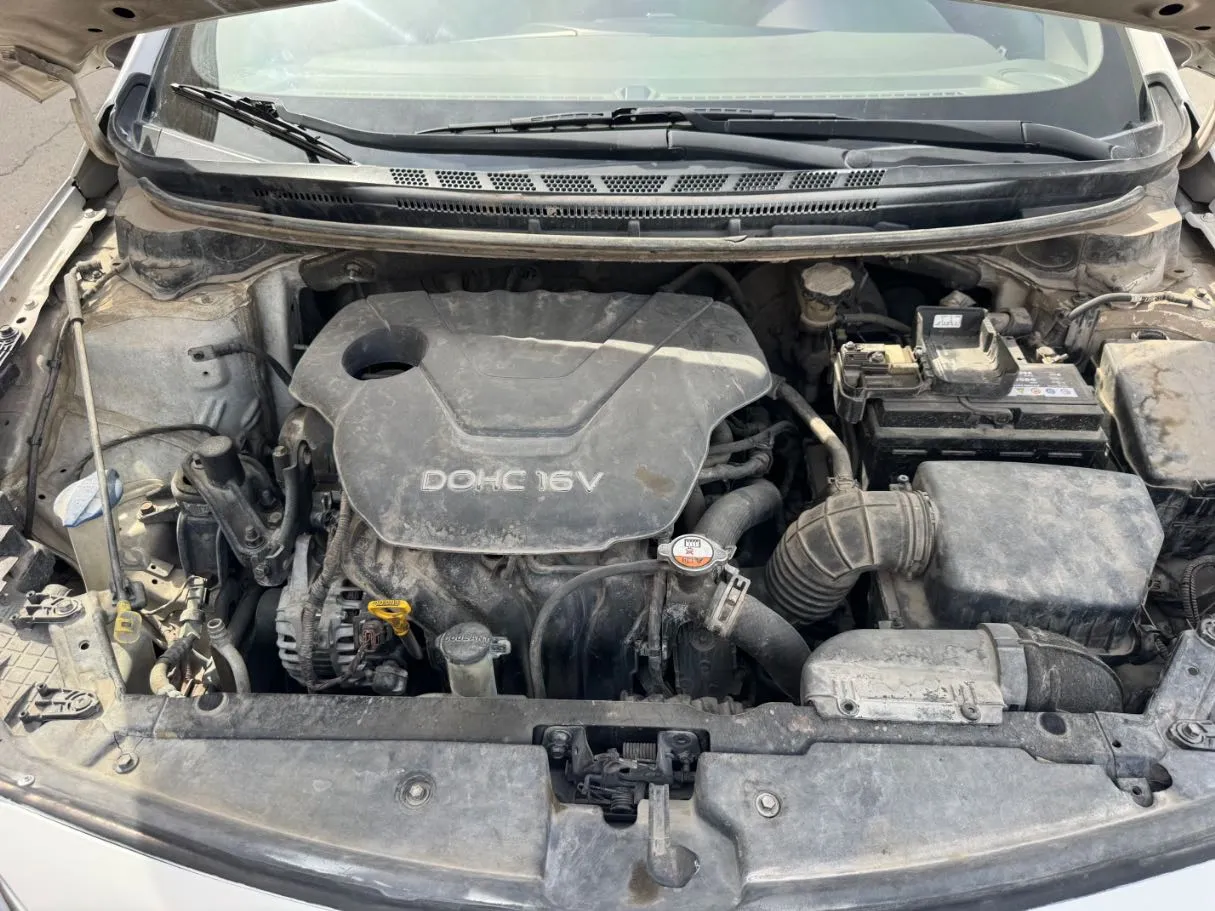 Car image 20