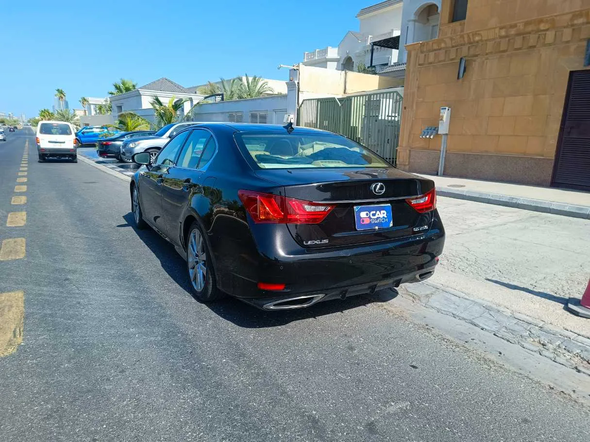 Car image 7