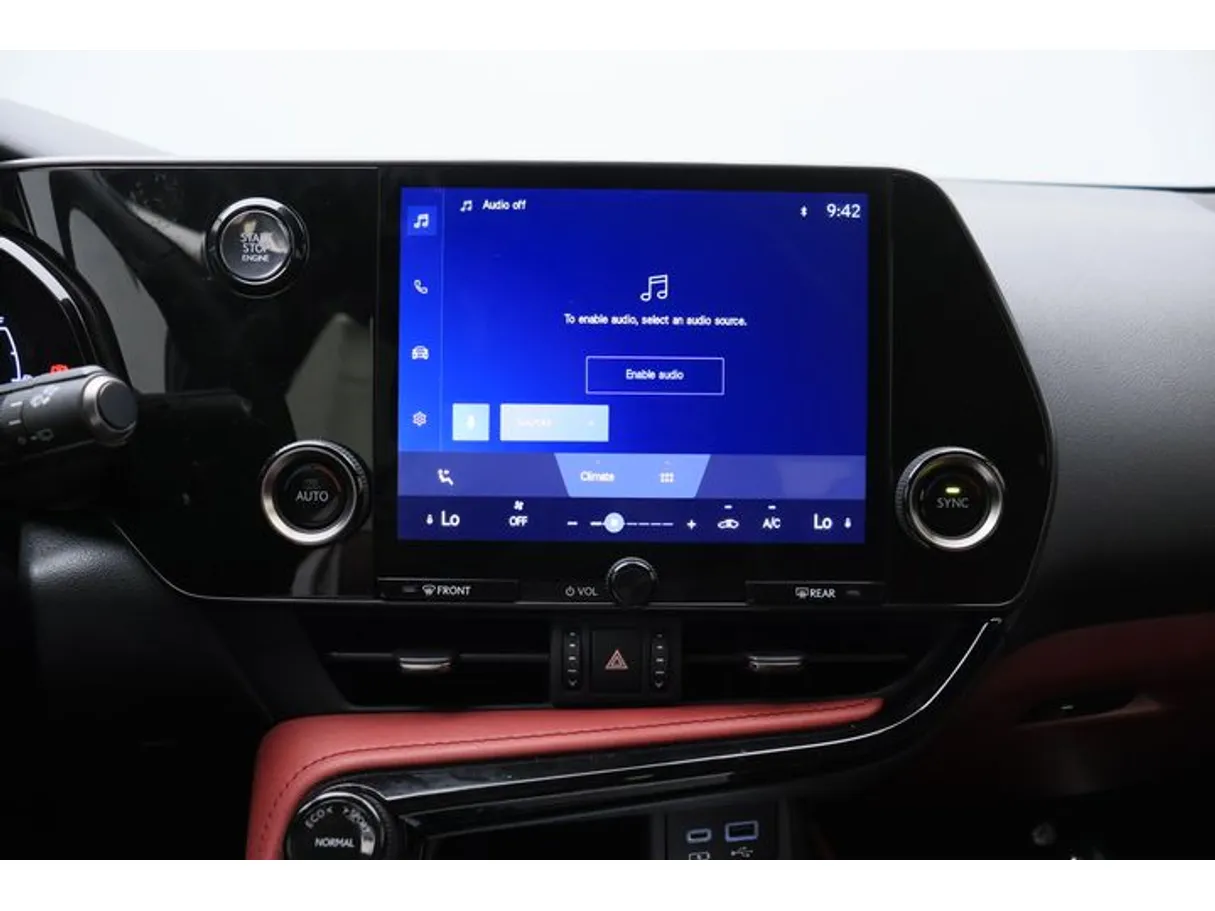 Car image 5