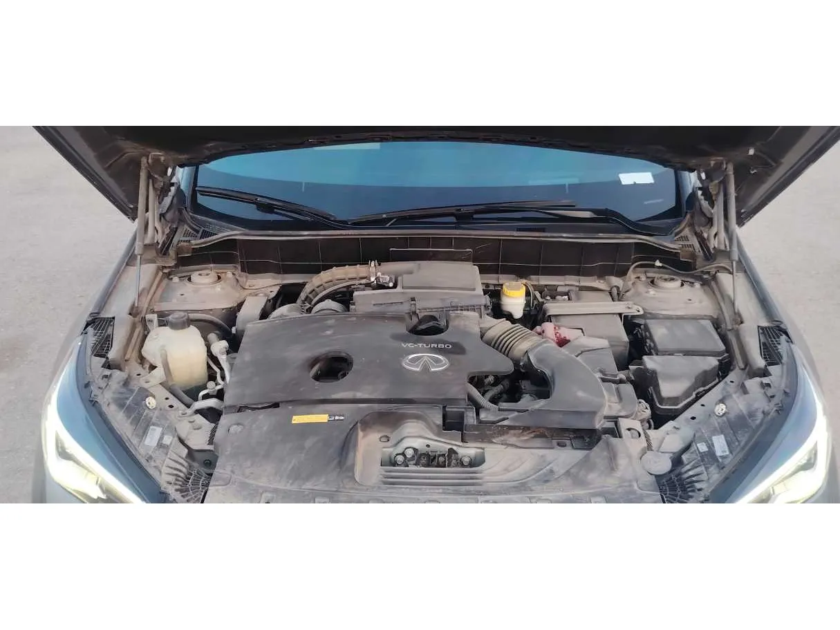 Car image 30