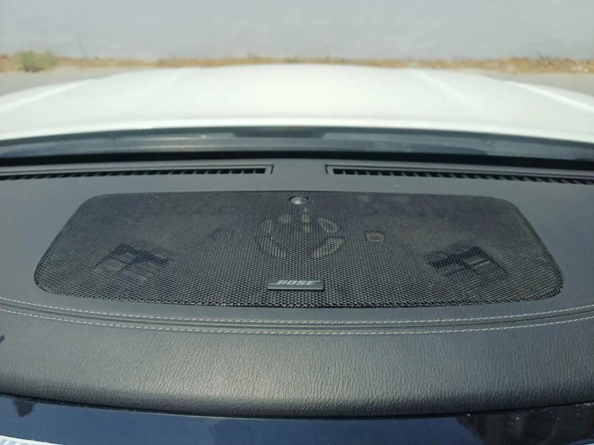 Car image 24