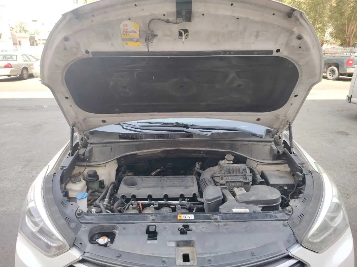 Car image 32
