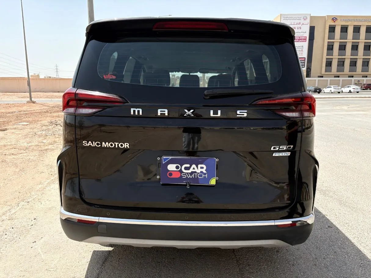 Car image 6