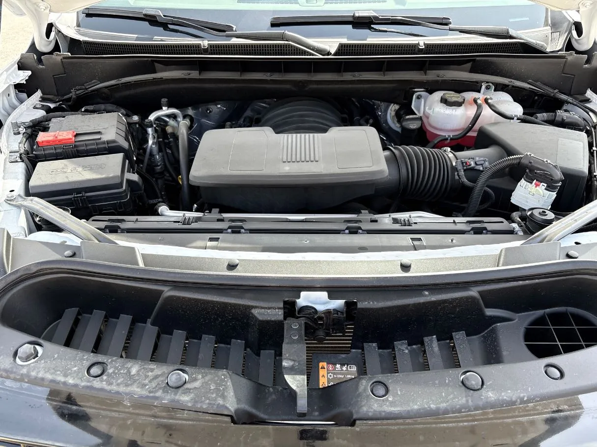 Car image 40