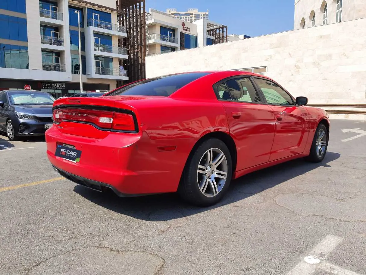 Car image 5
