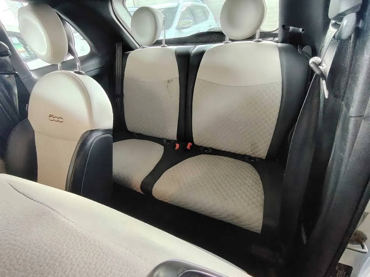 Car image 21