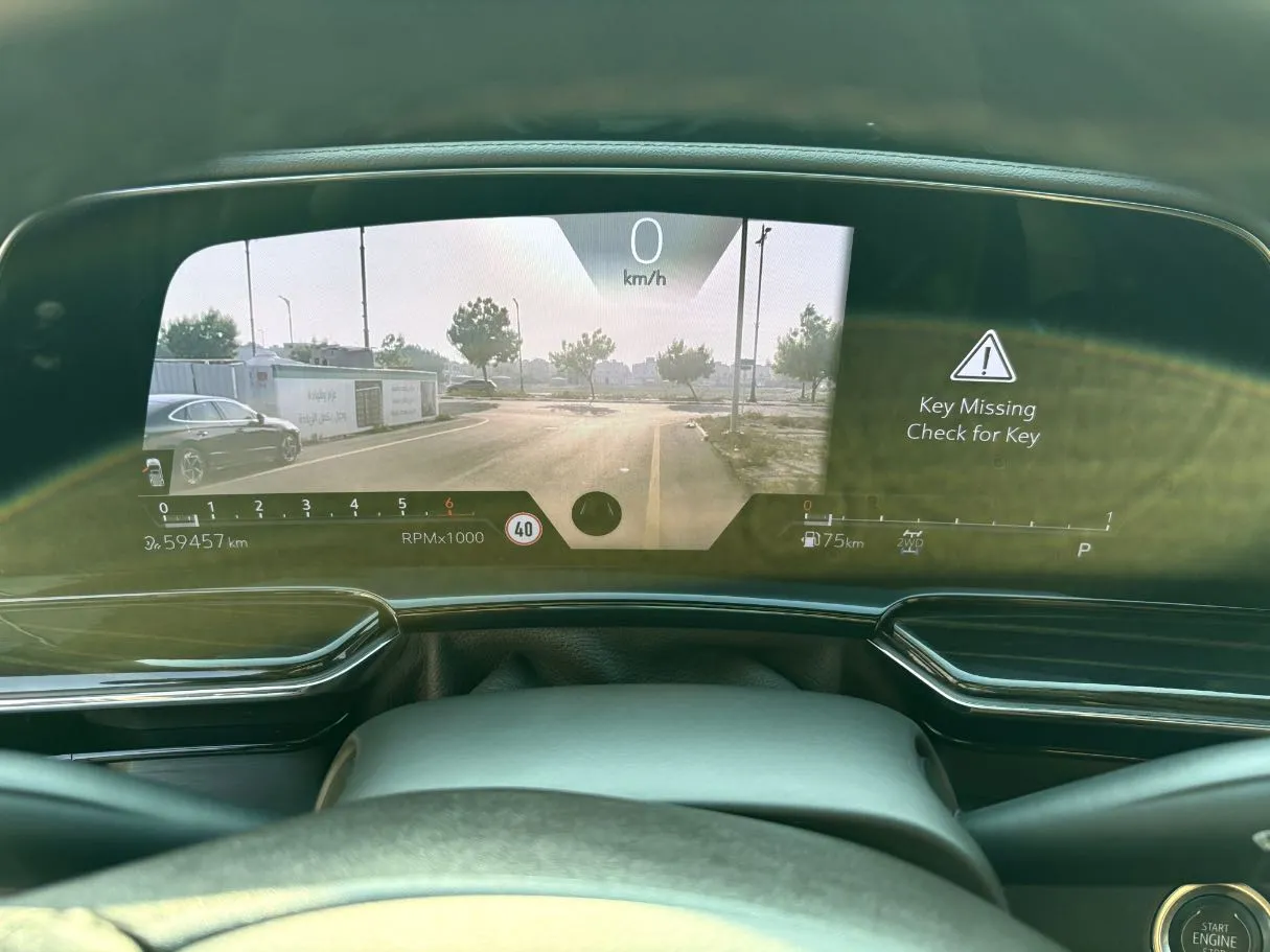 Car image 26